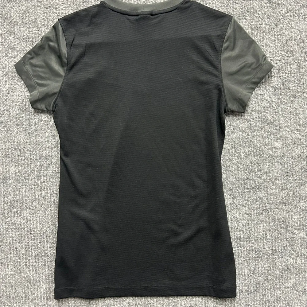 Nike Athletic Shirt Womens Size S Black Dri-Fit Short Sleeve Training Soccer Top